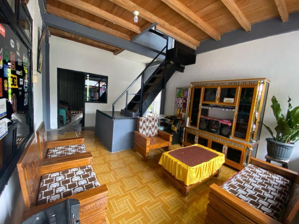 Krui Saejadi Surf And Stay Kültér fotó